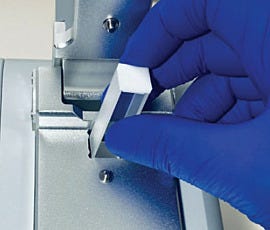 Accuris SmartDrop Nano Spectrophotometers with Cuvette Port for OD600 Readings