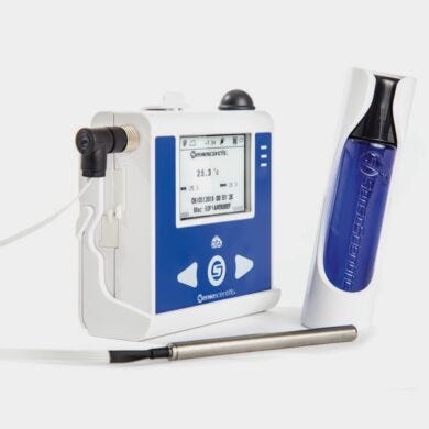 Single temperature sensor by SensoScientific® records temperatures as low as -200°C and is used for monitoring glycol conditions to maintain vaccine efficacy.  |  6607-12 displayed