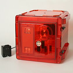 An Amber Copolyester Bel-Art Secador 2.0 Desiccator blocks 99% of UV light from penetrating the interior of the desiccator.  |  3618-53 displayed