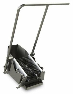 Stationary bristles brush off large debris before sanitizing  |  5608-01 displayed