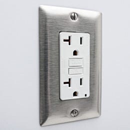 Duplex Power Outlet; Quick Connect Plug Installed; 120VAC, 20A, 50/60Hz
