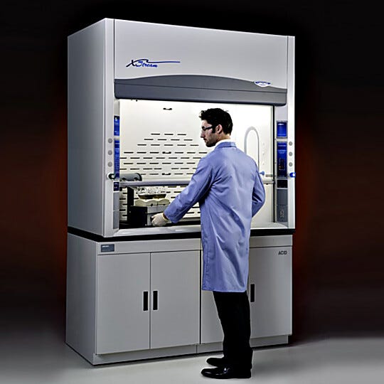 XStream Labconco fume hood shown with clean-sweep sash handle and rear downflow dual baffle system | 1538-32 displayed