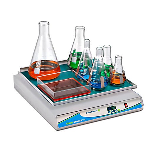 Benchmark Scientific’s Orbi-Shaker™ XL features a large (optional MAGic Clamp™) platform | 2823-12 displayed