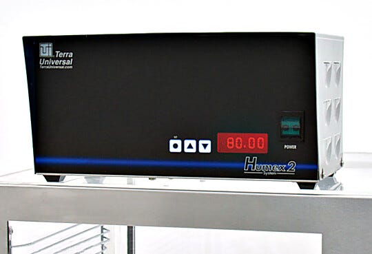 Humidifier provides inline humidification of nitrogen | 9081-02 displayed
