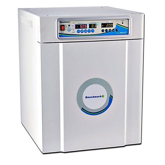With 46L of usable capacity, the Incu-Shaker Mini CO2 delivers reliable shaking incubation in a compact footprint | 2823-33 displayed