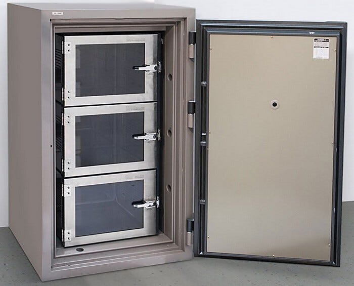 Stores sensitive components in a dry, contamination-free environment; guards against theft or tampering  |  6500-20 displayed