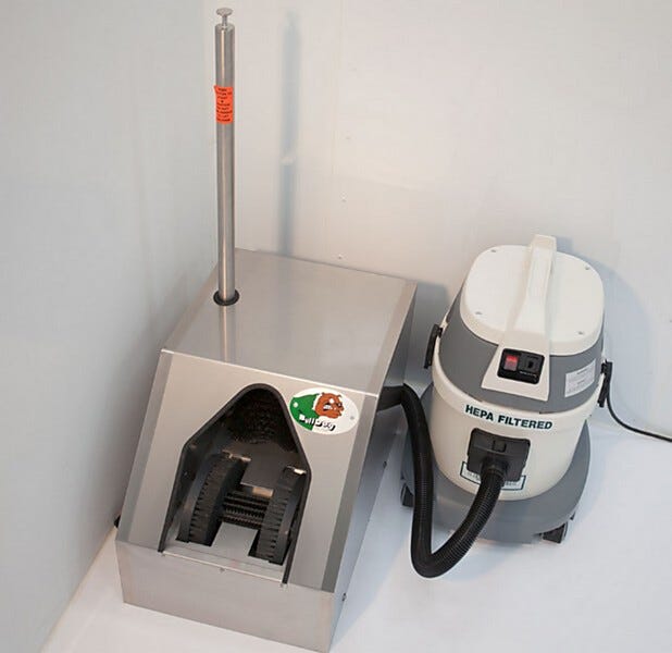 Bull Dog 351 Shoe Brush Machine  |  7575-00 displayed