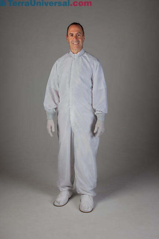 Uniform Technology features Altessa Grid or Maxima ESD cleanroom coveralls, available in white or Navy | 4953-00A displayed