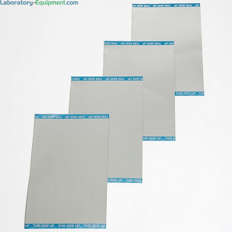 # V901003 Blue-general sealing foil for PCR and low temp applications  |  8000-72 displayed