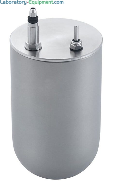Upper and lower part for use with the C 1 calorimeter  |  6925-63 displayed