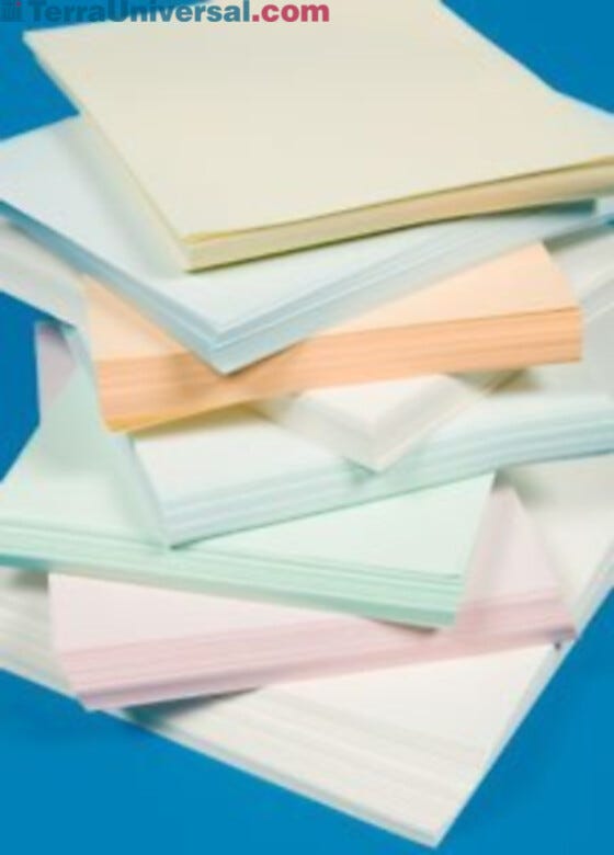 This cleanroom paper is specially formulated to minimize particle generation, with ultra-low particle content and high tear and tensile strength | 5605-18 displayed