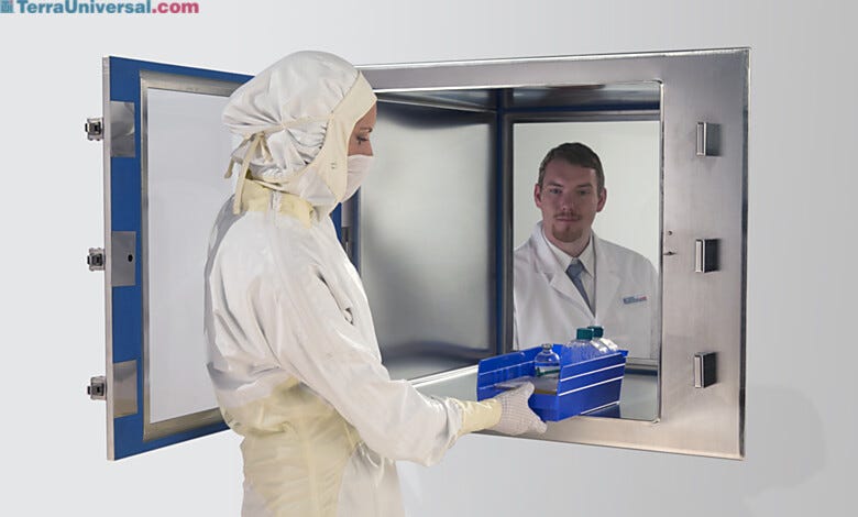 ISO 4 BioSafe® Pass-Throughs use a seamless, lipless design with radius corners, autoclavable doors, and an isolated interlock for a cleaner interior  |  2636-79C displayed