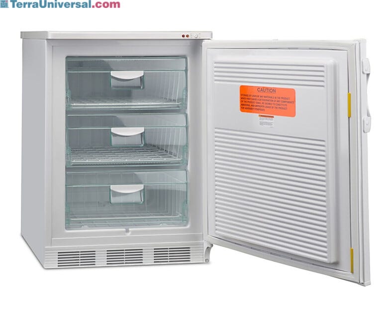 #04LFEETSA includes 3 drawers and door lock  |  1536-79 displayed