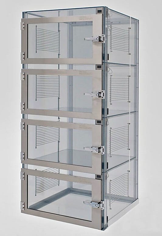 Adjust-a-shelf SDPVC four chamber desiccator cabinet without flowmeter or shelf | 3950-15DNP displayed