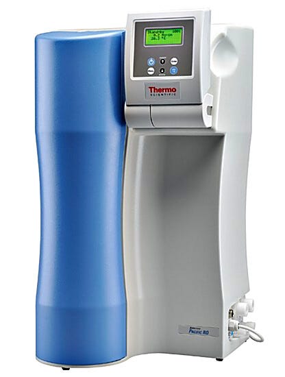Efficiently turns tap water into high-purity water. | 1729-19 displayed
