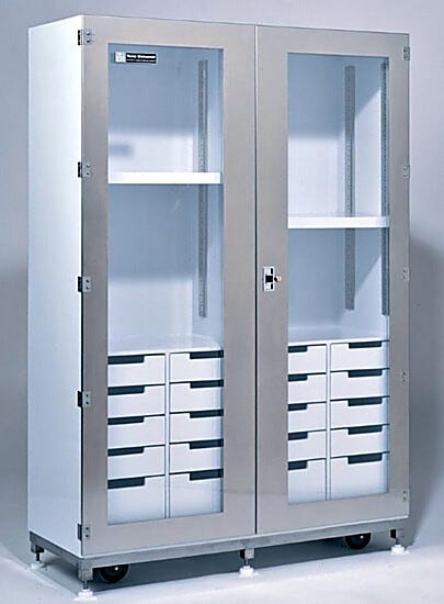 Offers cleanliness and excellent resistance to process chemistries used throughout the wafer fab  |  1684-58 displayed