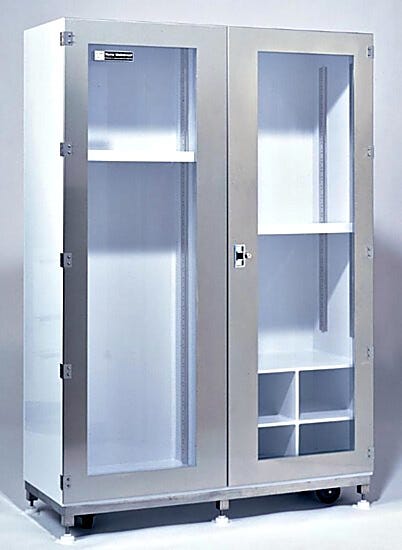Offers cleanliness and excellent resistance to process chemistries used throughout the wafer fab  |  1684-59 displayed