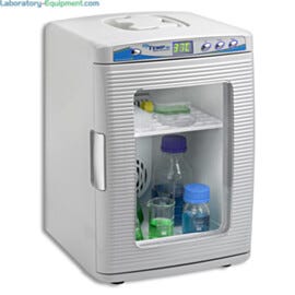 myTemp Mini Digital Incubator Heat; features a convenient carrying handle located on top of the unit  |  2828-00 displayed