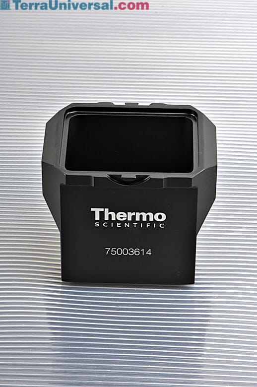 Heraeus 90° 250 ml rectangular buckets from Thermo Fisher for use with TX-750 swinging-bucket centrifuge rotor | 1537-36 displayed