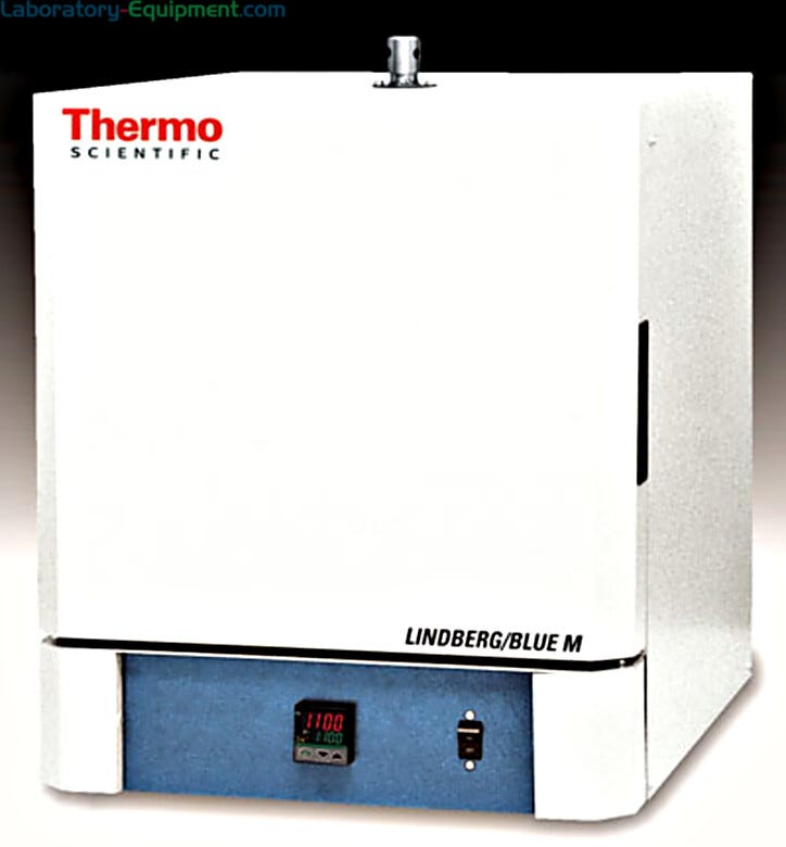 Moldatherm insulation with embedded heating elements saves energy safe | 1722-10 displayed