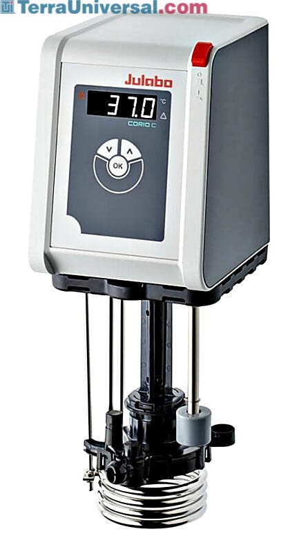 #9 011 000 with precise temperature control, a big display and quiet operation  |  2440-09 displayed