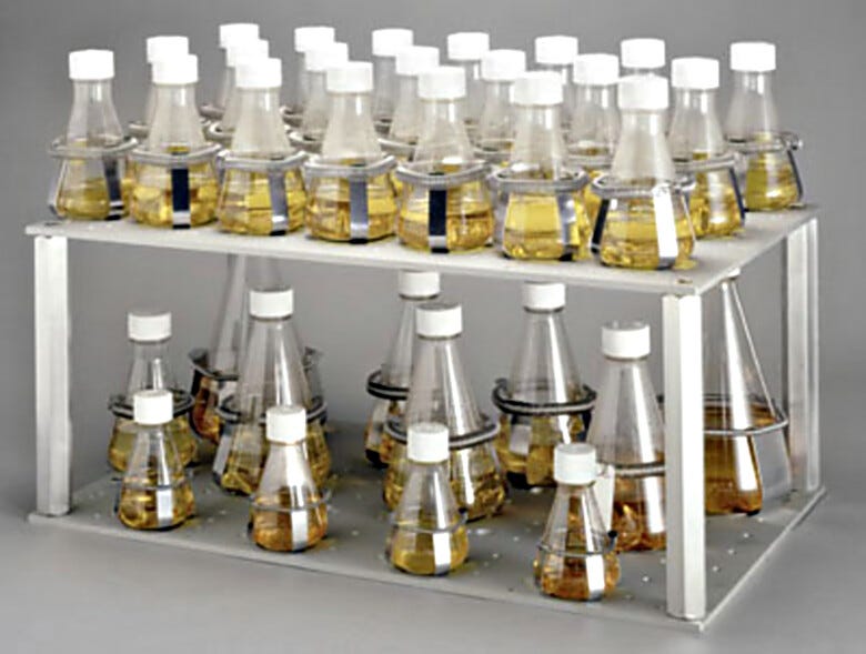 Use different size labware on a single platform | 3617-95 displayed