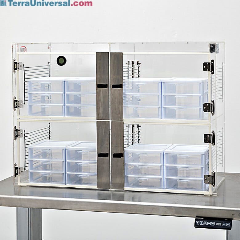 Smaller drawers can sit side-by-side for detailed organization  |  1741-61 displayed