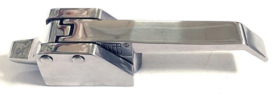Stainless steel LiftLatch. Product details may differ.  |  1603-67-2 displayed