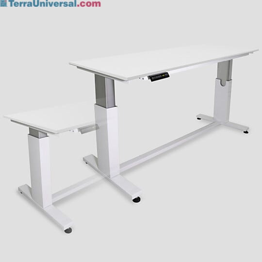Lightweight polypropylene surface resists a wide range of acids and other caustic chemicals  |  1522-00-E displayed