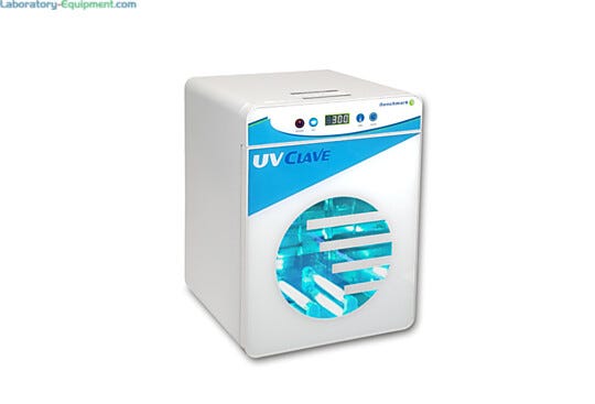 UVClave™ ultraviolet chamber includes UV-C bulbs on both top and bottom of the chamber allowing 360° exposure.