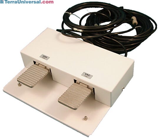 Foot pedal valve assembly for BACTRON and BACTROX Anaerobic Chambers | 3901-09 displayed