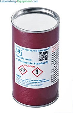 High pure Benzoic acid powder  |  6925-79 displayed