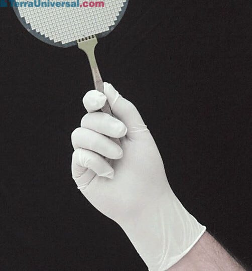 Disposable, nitrile, powder-free gloves with textured fingers for improved dexterity  |  1674-01 displayed