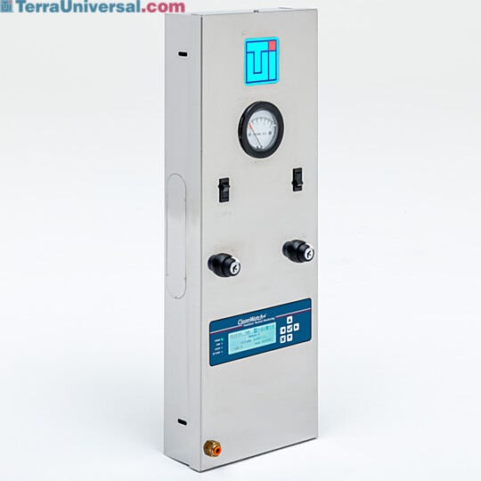 This control panel features integrated CleanWatch+® DualZone™ Environmental Monitoring for real-time particle counting and differential pressure measurement  |  6600-23A-CW displayed