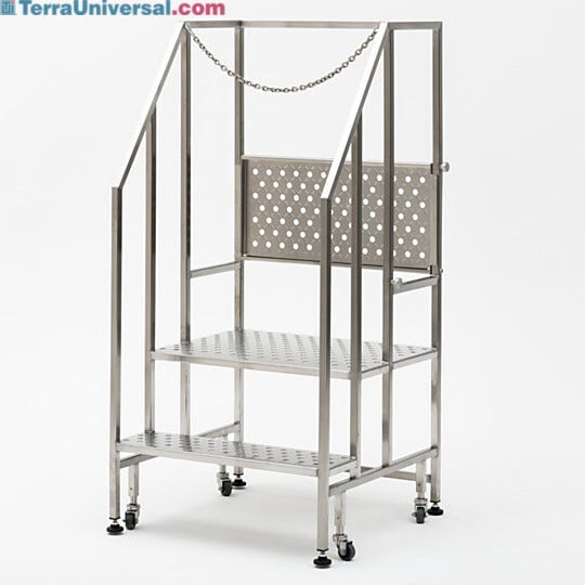 Flip-up top step design upgrade widens the step below the top step for more space  |  2805-85A displayed