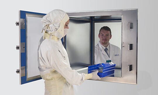 ISO 4 BioSafe® Pass-Throughs use a seamless, lipless design with radius corners, autoclavable doors, and an isolated interlock for a cleaner interior | 2636-79C displayed