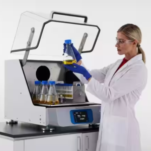 Solaris 4000 I Incubated Benchtop Orbital Shaker by Thermo Fisher Scientific, 18” x 18” platform, SK4001