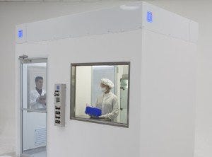 USP 797 Compounding Cleanroom Versus Compounding Aseptic Isolator